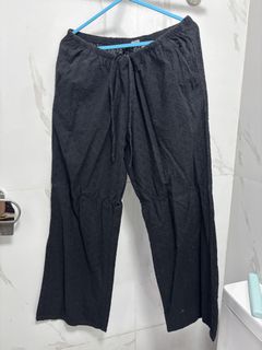 (Category: ) located in . Submitted by shopmik4scloset (Listing ID 1468801641, Image 1). Description: .
