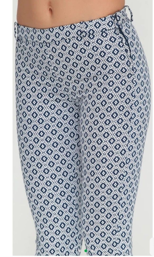 H&M Geo Print Stretch Pants (Category: Other Bottoms) located in Quezon City. Submitted by chph2nd (Listing ID 1468770055, Image 1). Description: .