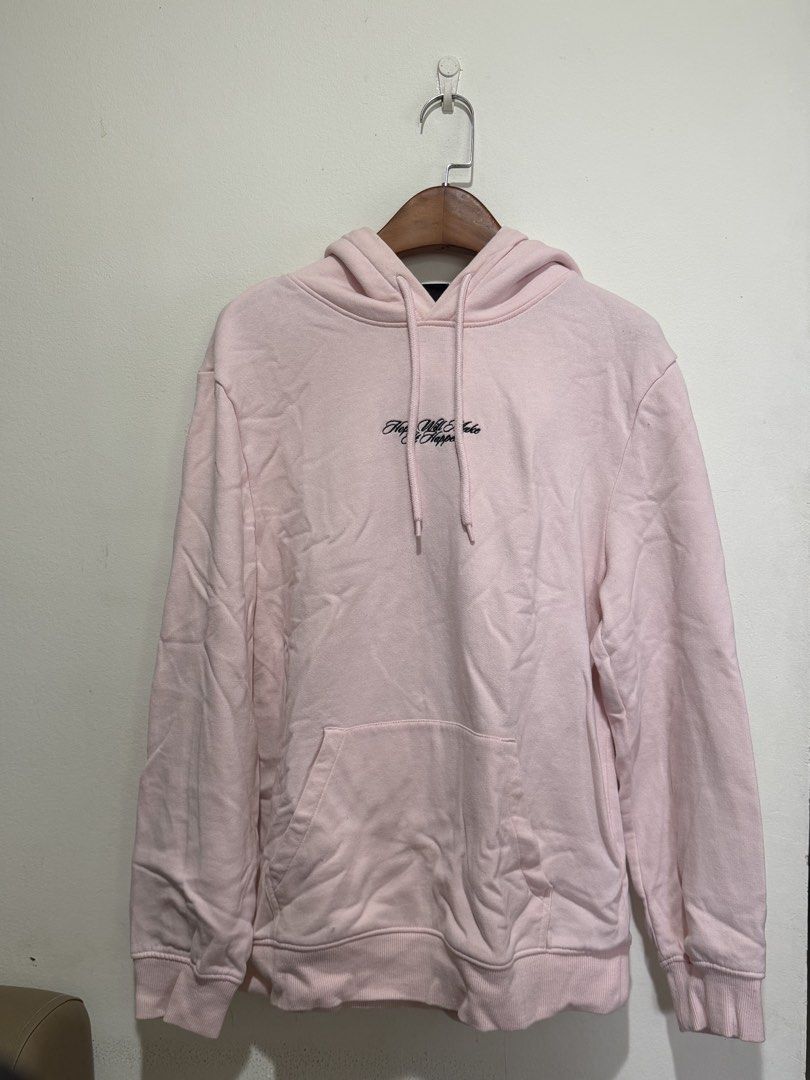 H&M Pink Regular Fit Hoodie (Category: Coats, Jackets and Outerwear) located in Baguio. Submitted by thelittolwardrobe (Listing ID 1468758162, Image 1). Description: - From men’s section Small- Medium .