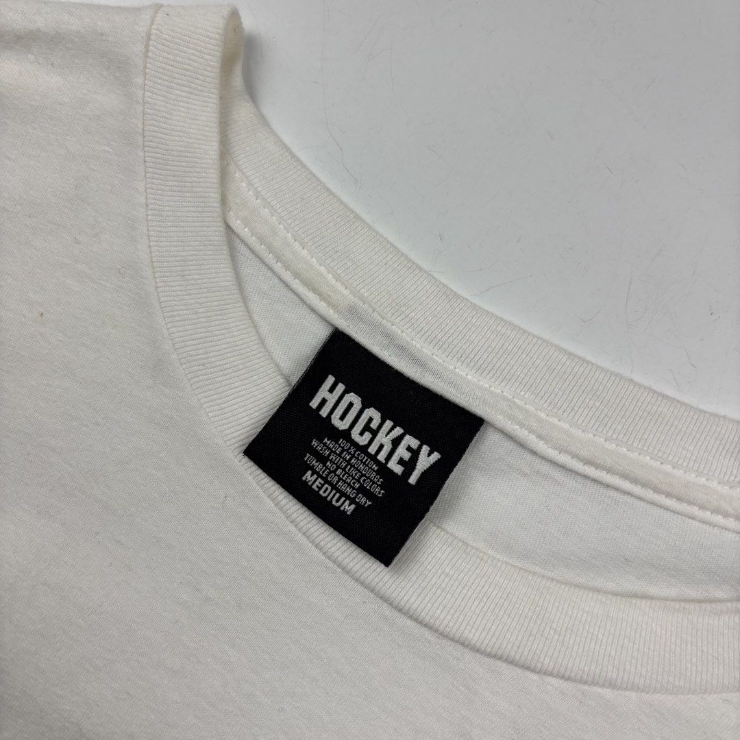 Hocket Shotgun Tee (Category: Tshirts & Polo Shirts ) located in Makati City. Submitted by ragrepository (Listing ID 1468729730, Image 3). Description: Hockey Shotgun Tee Tagged as Medium Length- 27.5” Pit to pit- 19.5” Sleeves- 8.5” Shoulder-19” Condition-9/10 Flaw- None .