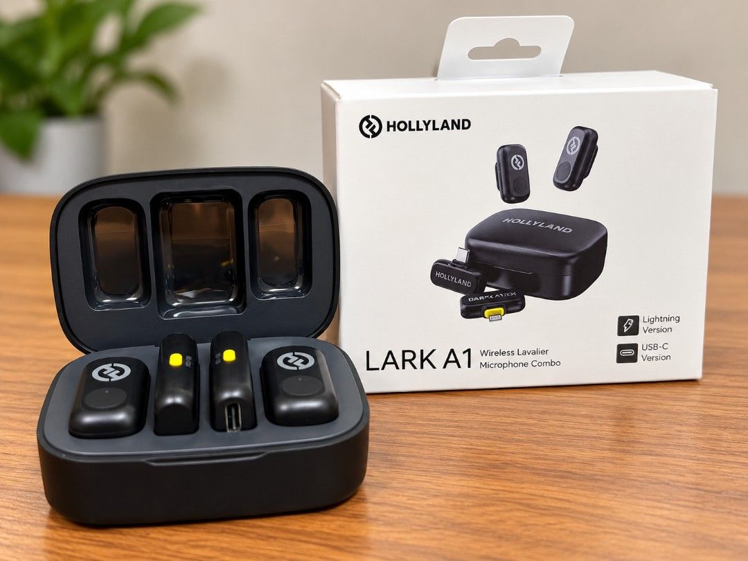 Hollyland Lark A1 Wireless Lavalier Microphone Combo (Category: Microphones) located in Quezon City. Submitted by mightydroneemperor (Listing ID 1468846948, Image 1). Description: HOLLYLAND LARK A1 Wireless Microphone Combo – LIKE NEW! 🎤 Slightly Used | Used Once Only! Selling my Hollyland LARK A1 Wireless Lavalier Microphone Combo. Used only once during my thesis presentation. In excellent, almost brand-new condition! PACKAGE INCLUSIONS: - ✅ 2 