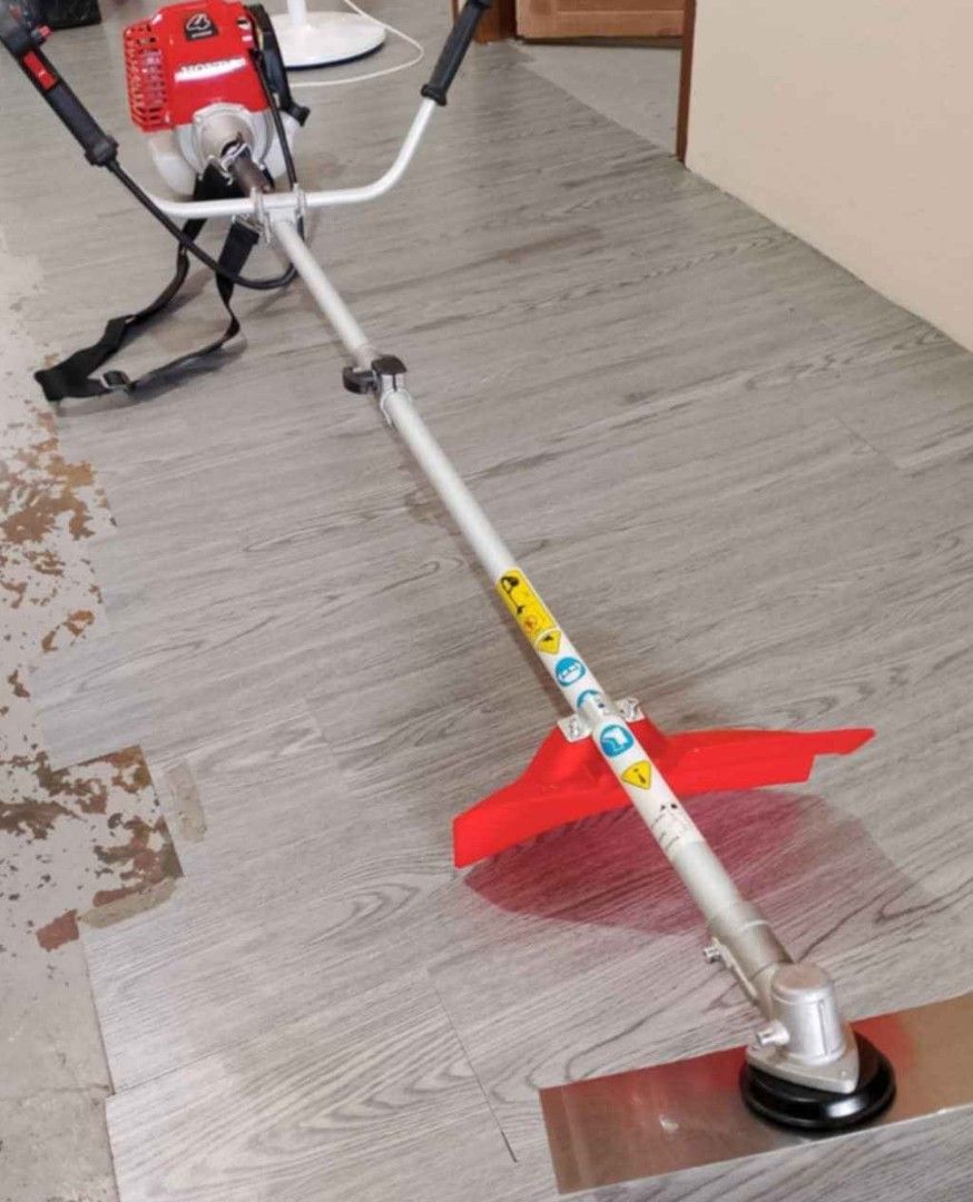 HONDA GRASS CUTTER 4 STROKE (Category: Construction Tools & Equipment) located in Valenzuela. Submitted by cooleagle.fab881 (Listing ID 1468840512, Image 2). Description: 🎀Brand new 🎀Heavy duty 🎀Good quality 🎀Good condition 🎀Complete set 👍🏻W/service warranty 👍🏻Pm me for more details 📞PLS CALL 09128331473.