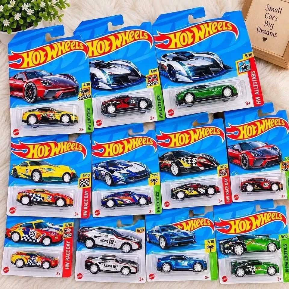 Hot wheels (Category: Kids Toys) located in Taguig. Submitted by renzms (Listing ID 1468797988, Image 1). Description: 🏎️ 𝗠𝗲𝘁𝗮𝗹/𝗔𝗹𝗹𝗼𝘆 𝗕𝗼𝗱𝘆 – Made with durable, classic alloy material (not plastic!) 🏎️ 𝗖𝗹𝗮𝘀𝘀 𝗔 𝗤𝘂𝗮𝗹𝗶𝘁𝘆 – Sleek designs and smooth-rolling wheels. 🏎️ 𝗣𝗲𝗿𝗳𝗲𝗰𝘁 𝗳𝗼𝗿 𝗔𝗻𝘆 𝗢𝗰𝗰𝗮𝘀𝗶𝗼𝗻 – Best for birthday gifts, party lootbags, giveaways, or starting a collection! 🏷️ BULK PRICE BARGAIN ₱90 per 