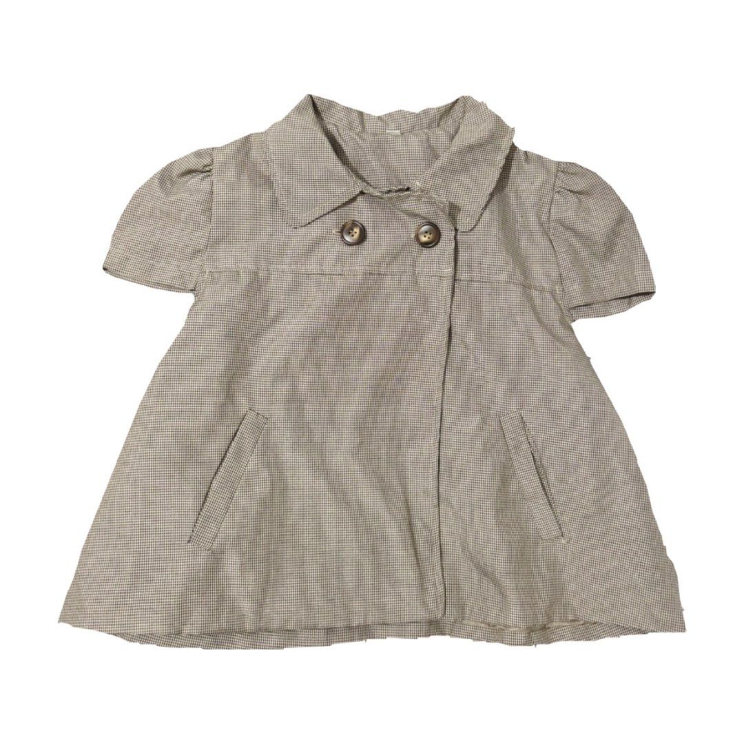 Houndstooth Short-Sleeve Babydoll Top (Category: Coats, Jackets and Outerwear) located in Davao. Submitted by santuarley (Listing ID 1468892301, Image 1). Description: - Trendy brown and white houndstooth pattern - Dark brown buttons - Flattering short puff sleeves and wide lapel collar - Convenient front slit pockets - Stylish flare silhouette hitting at the hips - Versatile casual outerwear for shorts or skirts.
