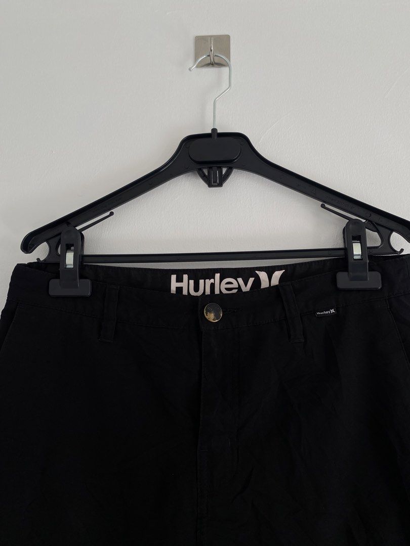 Hurley Black Board Shorts Size 30 (Category: Swim Trunks & Board Shorts) located in Talavera. Submitted by hansnoel (Listing ID 1468765175, Image 3). Description: Hurley Size 30 on tag No issue 10/10 Color rate ₱300.