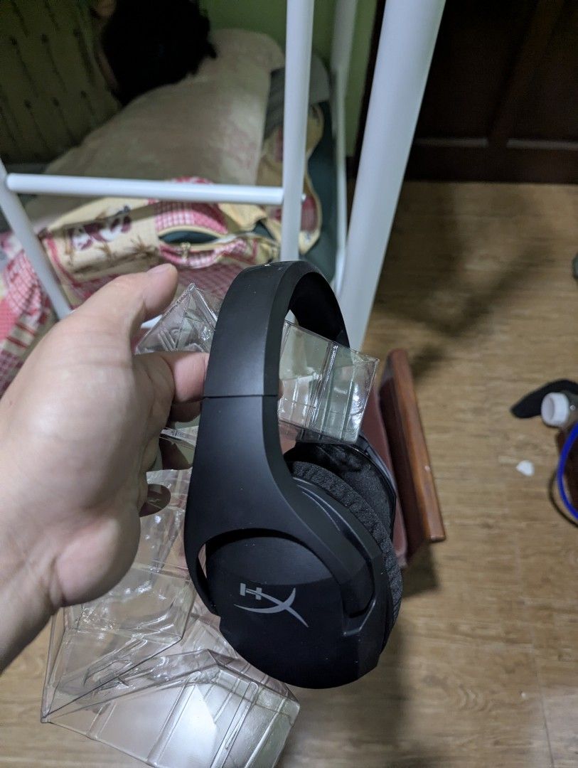 HyperX Cloud Stinger Core Wireless (Category: Headphones & Headsets) located in Angeles City. Submitted by marchawkins (Listing ID 1468727983, Image 2). Description: Selling my HyperX Cloud Stinger Core Wireless Good as new, pwedeng pwede sa maarte as is, headset only can do shipping.. meetup: Tarlac City (M-Thu), Angeles (F), Sat (DLSU Taft).