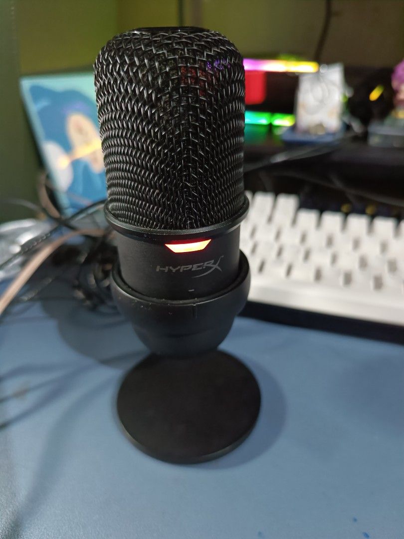 HyperX SoloCast USB Condenser Gaming Microphone (Category: Microphones) located in Caloocan City. Submitted by glynneb (Listing ID 1468807430, Image 1). Description: - Model: HyperX USB Condenser Microphone - Color: Matte Black - Condition: Pristine, clean mesh with no dents or scratches - Features: Built-in shock mount and desk stand - Controls: Tap-to-mute sensor with LED status indicator (red = active) and bottom volume dial - Ideal for: Strea
