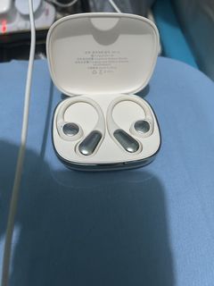 （分類：）位於 。 由 keanekish 提交（商品編號 1468845112，圖片 1）。簡介： 。