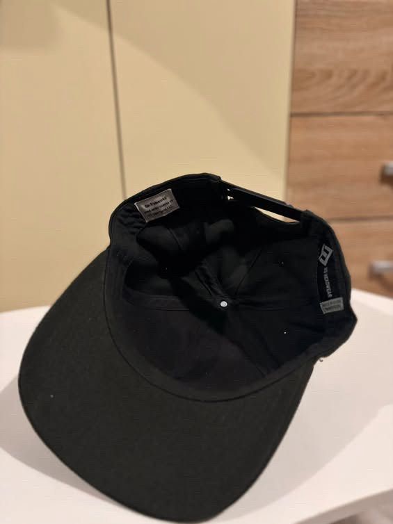 Impala Black Snapback Cap with Gold Metal Logo (Category: Vintage Collectibles) located in Cebu City. Submitted by ubecstoned (Listing ID 1468819506, Image 3). Description: - Color: Sleek black with a gold metallic script logo on the front - Fit: Adjustable plastic snapback strap for a custom fit - Design: Classic flat brim style - Details: Includes original inside branding and material tags.