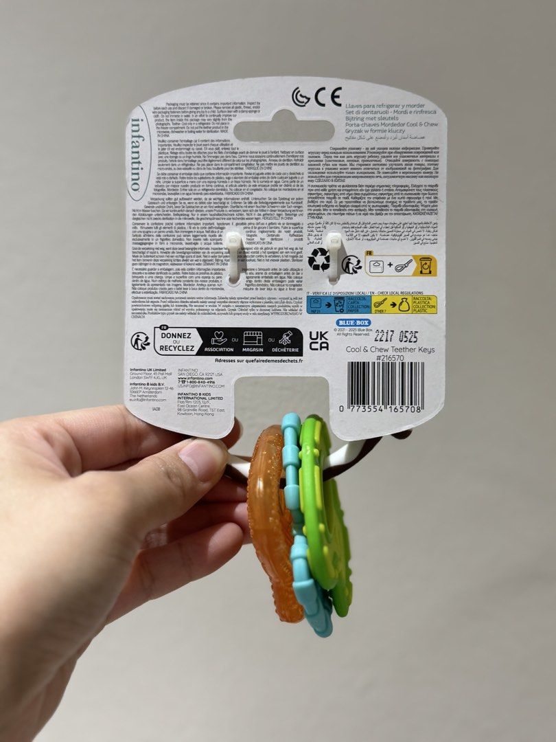 Infantino Cool & Chew Teether Keys (Category: Soothers & Pacifiers) located in Quezon City. Submitted by joyeusefille (Listing ID 1468872892, Image 2). Description: Infantino Cool & Chew Teether Keys for babies 0-36 months. BPA-free, multi-textured keys soothe sore gums and are easy for little hands to hold. Brand new in original packaging!.