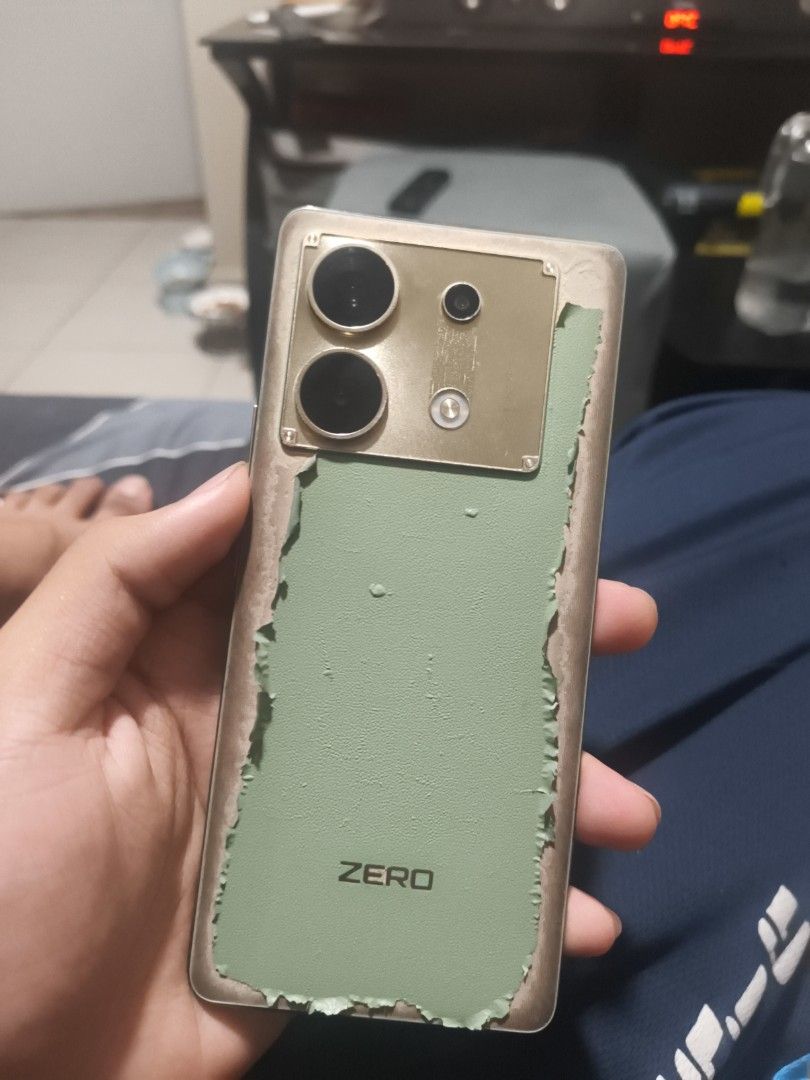 Infinity ZERO 30 5G (Category: Android Others) located in Pasig City. Submitted by lhorde (Listing ID 1468751938, Image 2). Description: Cracked Screen worn out back slightly lag in the camera when extremely low bat willing to negotiate.
