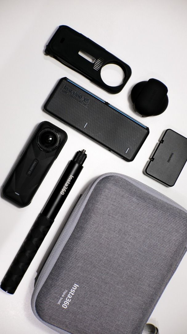 Insta360 X5 Essentials Bundle (Category: Video Cameras) located in Manila. Submitted by michiamoraphael (Listing ID 1468812676, Image 3). Description: Selling my Insta360 X5 Essentials Bundle. I bought it in June 2026 and only used it twice, for vlogging in Vigan and Mt. Pinatubo. I didn’t use it for extreme sports, there are no scratches, and I handled it carefully. Includes: Insta360 X5 camera Extra battery Fast-charge case Invisible selfie sti