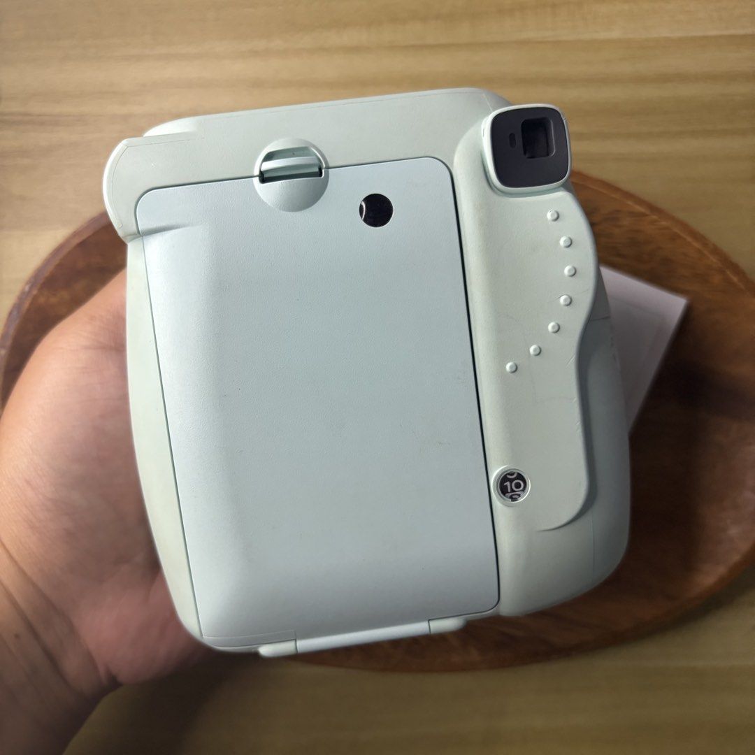 Instax Mini 9 Camera (Blue) (Category: Cameras) located in Caloocan City. Submitted by lynaldeax (Listing ID 1468862989, Image 3). Description: Instax Mini 9 Camera Blue Good condition Perfectly working Film Tested No functional issue Inclusions: Camera Strap 2x AA Alkaline Battery.