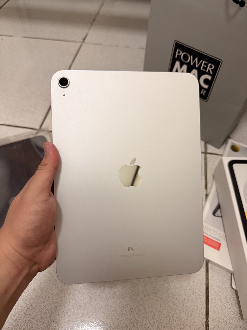 iPad 10th Gen 256GB - Silver (Category: iPad) located in Taguig. Submitted by russadrian (Listing ID 1468847469, Image 2). Description: Selling my personal iPad 10th Generation (256GB Wi-Fi) * 256gb Storage * Wi-Fi Model * All working: Touch ID/Fingerprint, cameras, speakers, microphone, buttons, charging, and display * Never repaired, never opened * 100% original parts Inclusions: * Original Box (see pic) * Original adapter and cord (type c) * w