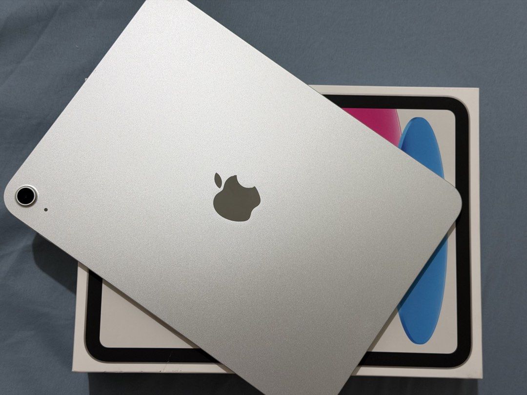 iPad 11th Gen A16 (Category: iPad) located in Quezon City. Submitted by hrk1ves (Listing ID 1468826050, Image 1). Description: price is still negotiable.