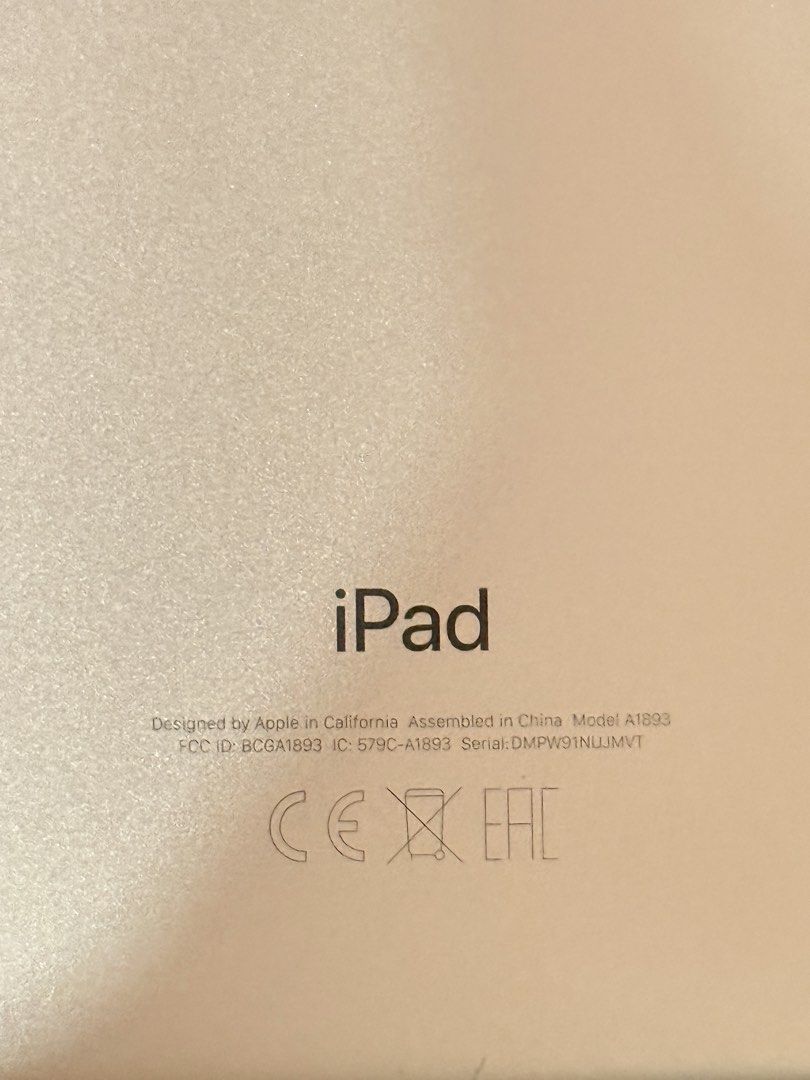 Ipad 6th Gen (Category: iPad) located in Calamba. Submitted by _thriftnisissy (Listing ID 1468728848, Image 3). Description: Selling my iPad 6th Gen, 128GB storage. ✅ Fully working ✅ 128GB storage ✅ iPadOS 17.7.11 ✅ Good for watching videos, reading, browsing and basic everyday use Condition: * Few dents on the corners * Chipped paint due to age and normal use * No known functional issues Inclusions: iPad unit and charging cable only. No Apple Pe