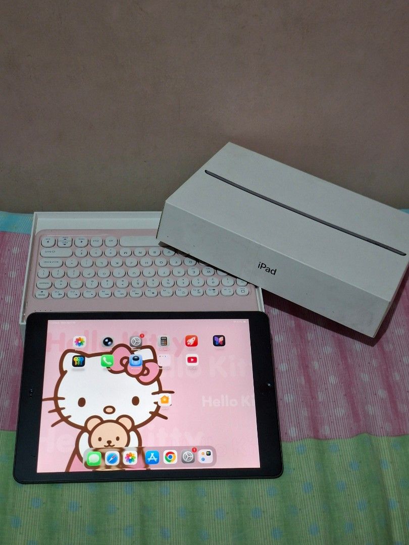 iPad 8th Generation 32GB with Pink Keyboard and Box (Category: iPad) located in Manila. Submitted by jema10 (Listing ID 1468908660, Image 2). Description: Price: ₱8,000 (Negotiable) Inclusions: - Original box - Keyboard 📚Mainly used for note-taking during college. I haven't used it for a while since I'm already working. - Can check and test as much as you want - Unli reset - Feel free to message me for inquiries or reasonable offers. 📍Meet-up o