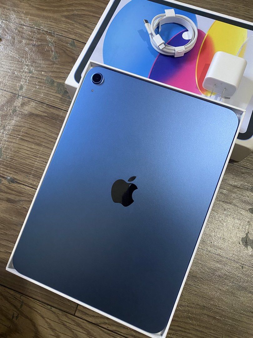 iPad A16 256GB 0CC DAYS OLD! (Category: iPad) located in Manila. Submitted by cozart_ (Listing ID 1468874661, Image 1). Description: iPad A16 256GB PP/A Local Variant Underwarranty until Oct 13, 2027 100BH 0CC! inopen lang for checking Truetone✅ Touch ID✅ barely used can pass as bnew no history of repair Inclusions: Orig Box (same serial) Orig Apple Adaptor (unused) Orig Cord (unused) Manuals open for swapping lower unit + cash 29.5 NEGO pasig lo