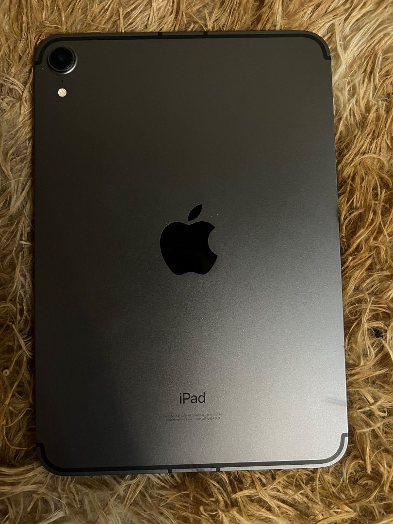 Ipad mini 6 256GB wifi and cellular (Category: iPad) located in Imus. Submitted by jkpcm14 (Listing ID 1468866024, Image 2). Description: Ipad mini 6 256GB Wifi and Cellular No sim restrictions Makinis like new Makunat battery Type c Installed tempered glass.