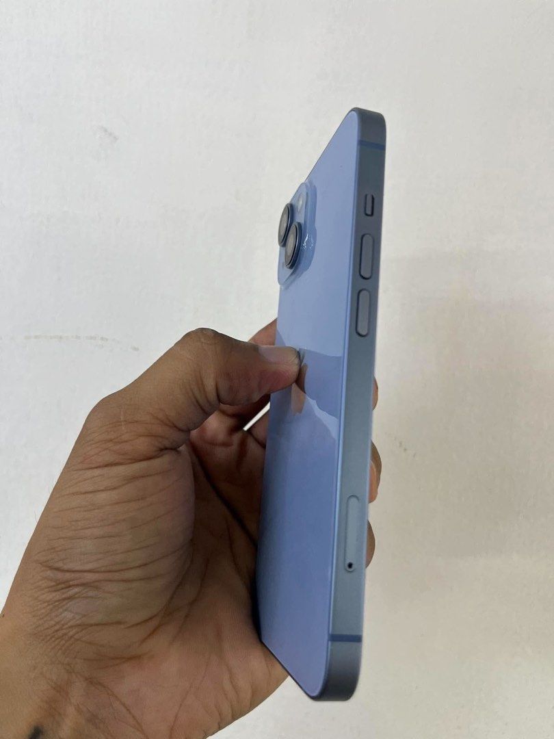 Iphone14 (Category: iPhone 14 Series) located in Pasig City. Submitted by ijamgadgets (Listing ID 1468836244, Image 3). Description: Iphone 14 2ndhand 128gb With replaced box and cord Factory unlocked With sign of usage only Smooth check all u want 📌we do cod in metro manila and near provinces just add sf only 📌can visit in my store at greenhills shopping center 📌we do LBC transaction 📌we accept credit card in store 📌for fast transaction mak