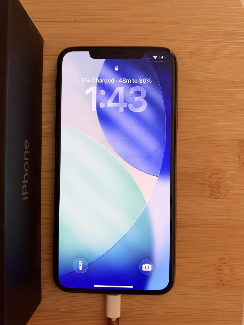 iPhone 11 Pro Max - 512gb - US Variant (Category: iPhone 11 Series) located in Angeles City. Submitted by thesecondlane (Listing ID 1468847433, Image 3). Description: Unit Details: 512GB Storage Face ID working perfectly Openline / All SIMs No scratches or dents Battery Health: 69% Performance-wise, still works great! No lag or other issues. Issues (Please Read): Battery has been replaced once. Camera produces a clicking sound when activated. You