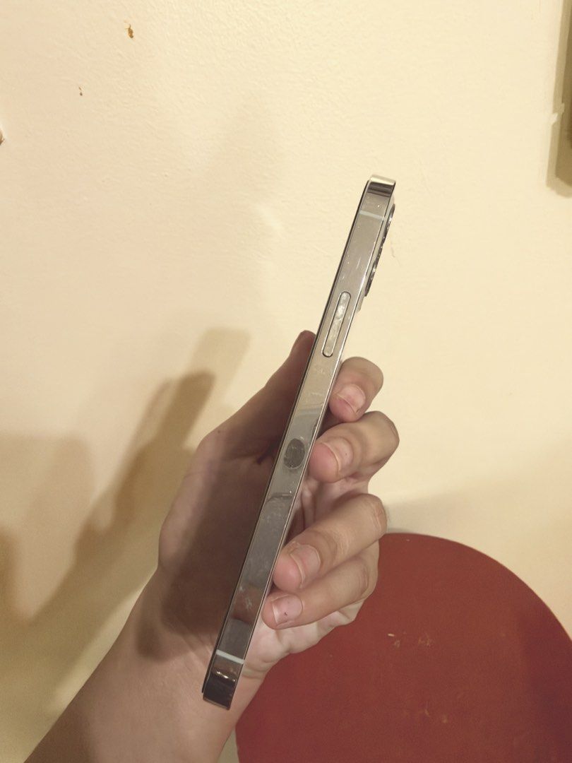 iPhone 12 Pro 128gb (Category: iPhone 12 Series) located in Tayabas. Submitted by heygxx (Listing ID 1468753545, Image 3). Description: Negotiable .