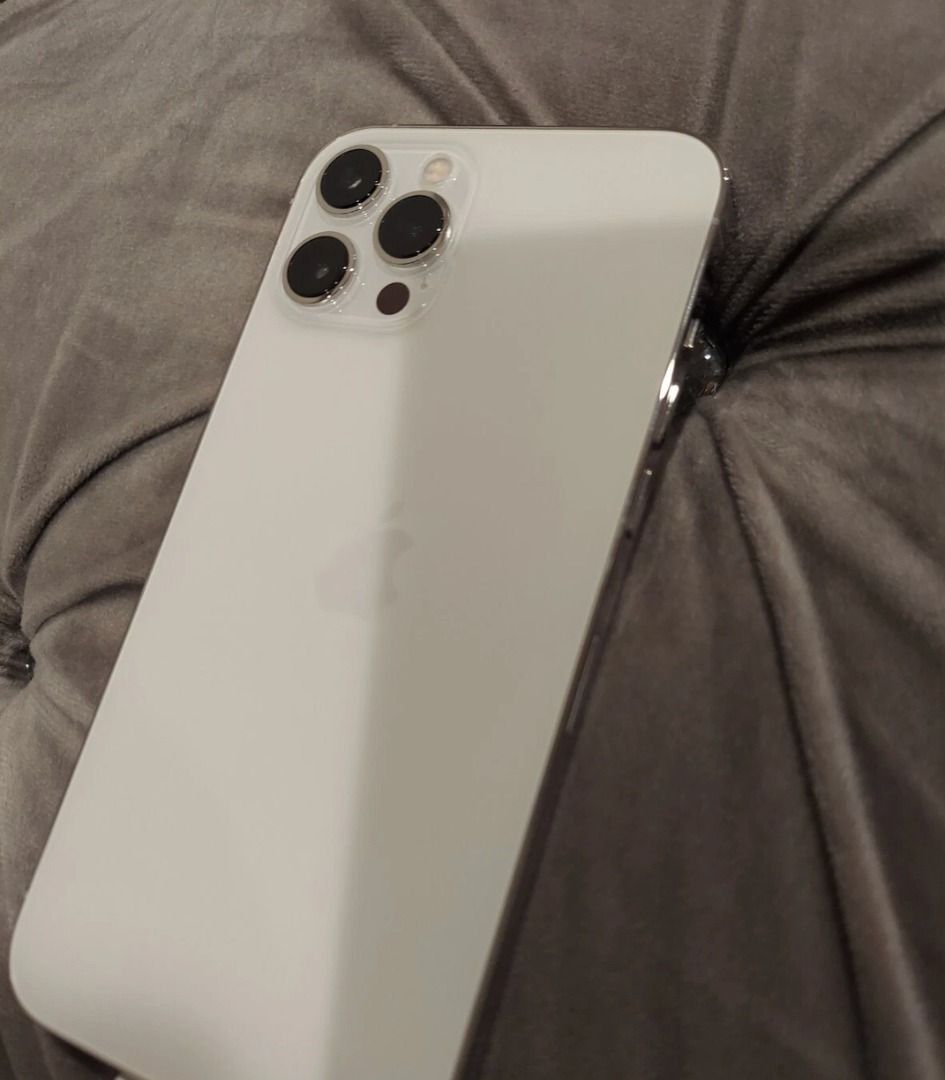 IPHONE 12 PRO MAX FOR SALE (Category: iPhone 12 Series) located in Alaminos. Submitted by jgpln (Listing ID 1468822840, Image 1). Description: 📱 ORIGINAL IPHONE 12 PRO MAX FOR SALE — HONEST SELLER! Looking for a budget-friendly iPhone? Baka ito na ang hinahanap mo! Perfect for someone na hindi maselan and needs a phone for everyday use. PLEASE READ THE CONDITION BEFORE BUYING: - 📱 LCD has been replaced with a non-original LCD. If you prefer an 