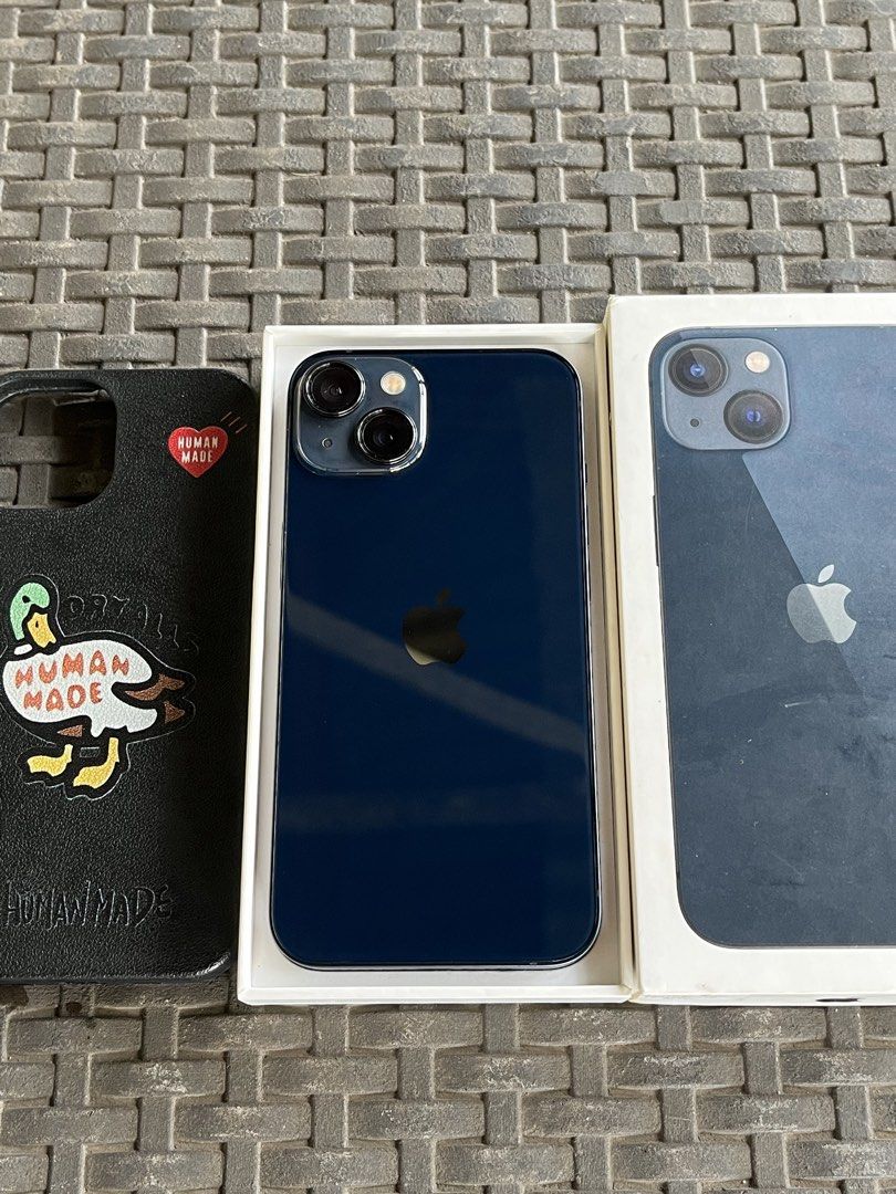 iPhone 13 128gb MIDNIGHT (Category: iPhone 13 Series) located in Manila. Submitted by iswitch (Listing ID 1468761513, Image 1). Description: ₱16,200 For SALE or SWAP to lower ios!!🍎 iPhone 13 128gb MIDNIGHT ZP/A variant Factory Unlocked✅ iOS version 26.6.2 Truetone ✅ Face ID✅ 86% battery health🔋 All workings No repair history✅ NTC Approved🇵🇭 Issue: Minimal paint chips Inclusion: Unit Case Original Box Unli check upon meet up No return/refund 