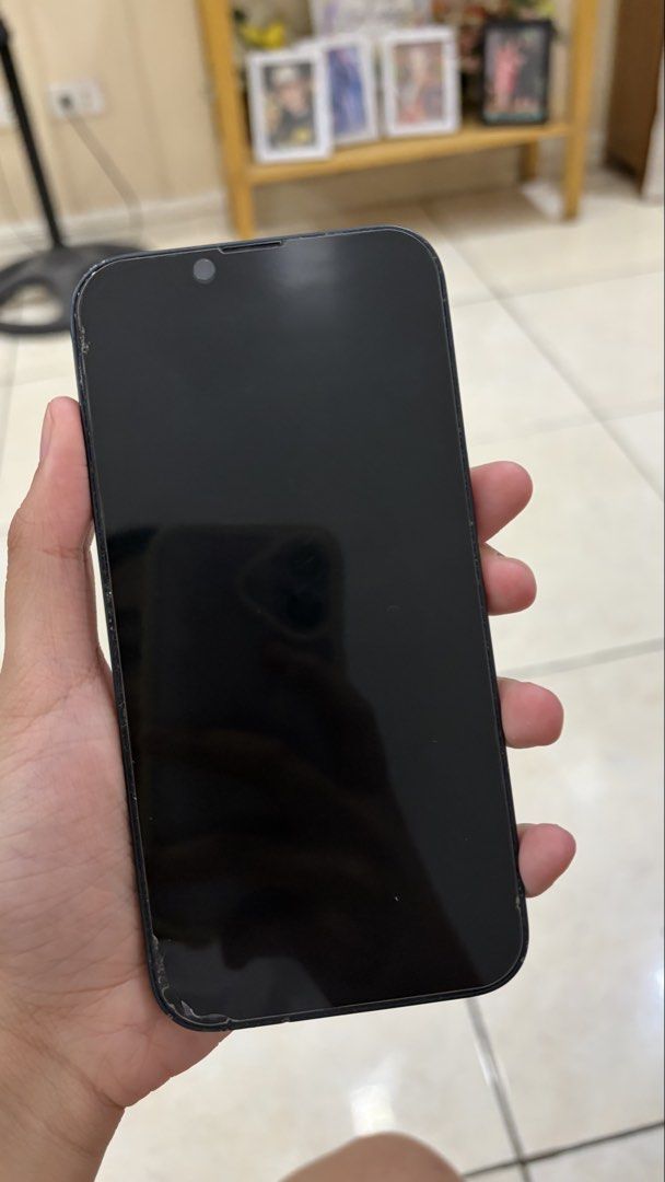 Iphone 13 (black) (Category: iPhone 13 Series) located in Manila. Submitted by calmbear-c343 (Listing ID 1468779970, Image 1). Description: Rfs: upgrade - 79% battery health - no repair -128 gb .