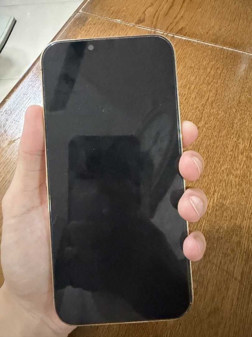Iphone 13 Pro Max (Category: iPhone 13 Series) located in San Juan City. Submitted by rich_b11 (Listing ID 1468847637, Image 2). Description: Iphone 13 Pro Max for Sale! -All Original Parts -No Sim Restriction -70% Battery Health -No history of repair -1st Owner -Gold Color (HTF) -128GB Issue: Basag ung isang part sa camera pero hindi nakakaaffect sa picture. (Unli test) Freebies: 4 Used Phone Case and Current Tempered Glass (kakapakabit lang) Me