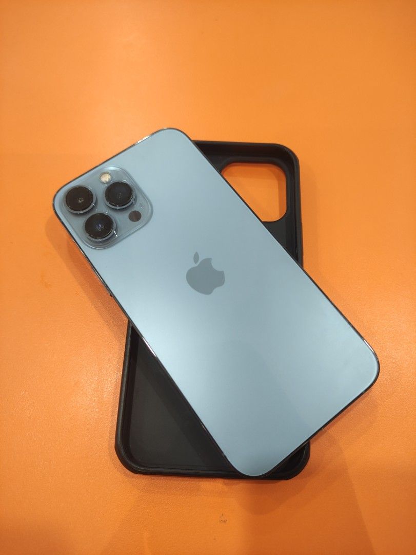 IPHONE 13 PROMAX (Category: Other Mobile & Gadget Accessories) located in Quezon City. Submitted by keyjayquar08427 (Listing ID 1468785584, Image 1). Description: OPEN SWAP IPHONE 13 PROMAX 1TB 100BH (REPLACED ORIG) POWERMAC PURCHASED ISSUE: FACE ID NAWALA AFTER UPDATE WITH ORIG APPLE CHARGER 23,500 VALENZUELA LOCATION.