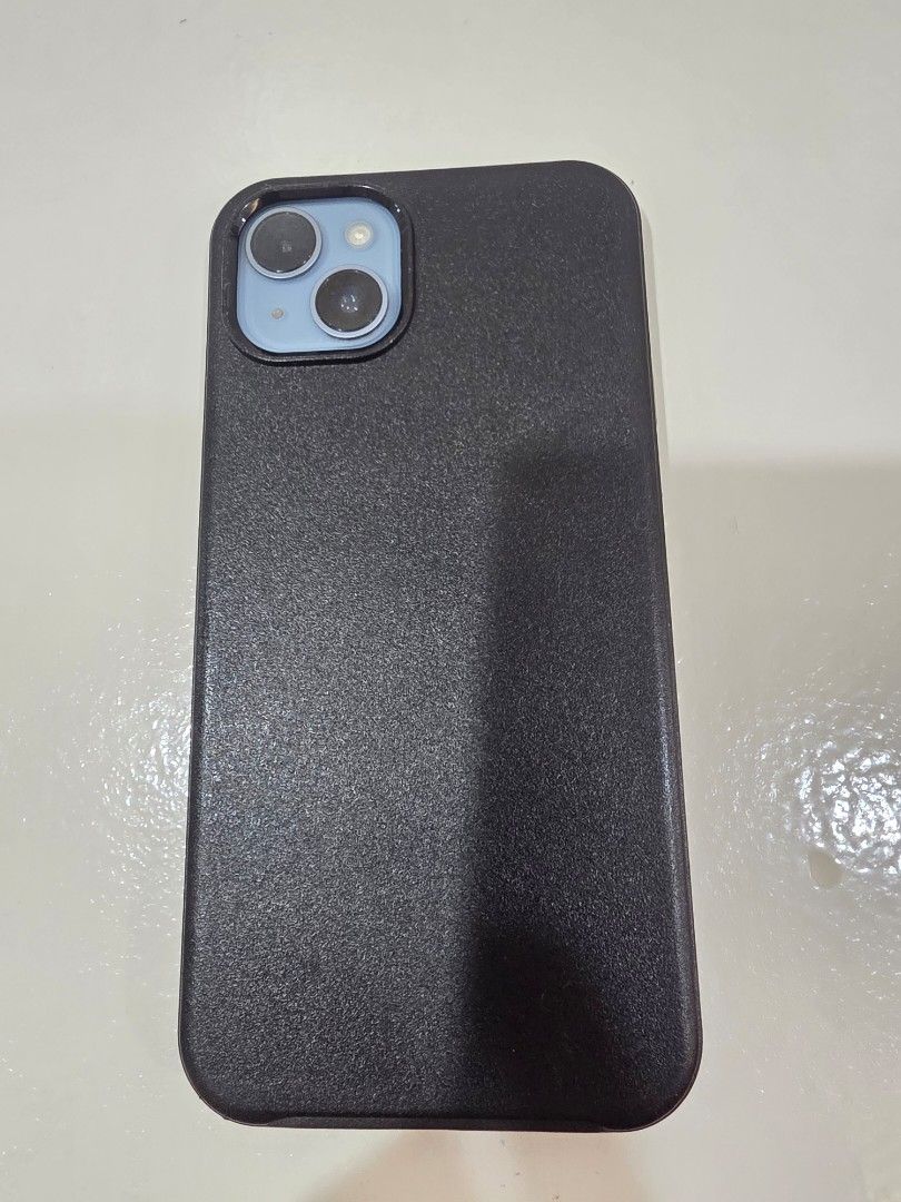 Iphone 14plus 128gb (Category: iPhone 14 Series) located in Taguig. Submitted by Rocky0405 (Listing ID 1468718265, Image 2). Description: no scratches no dent.