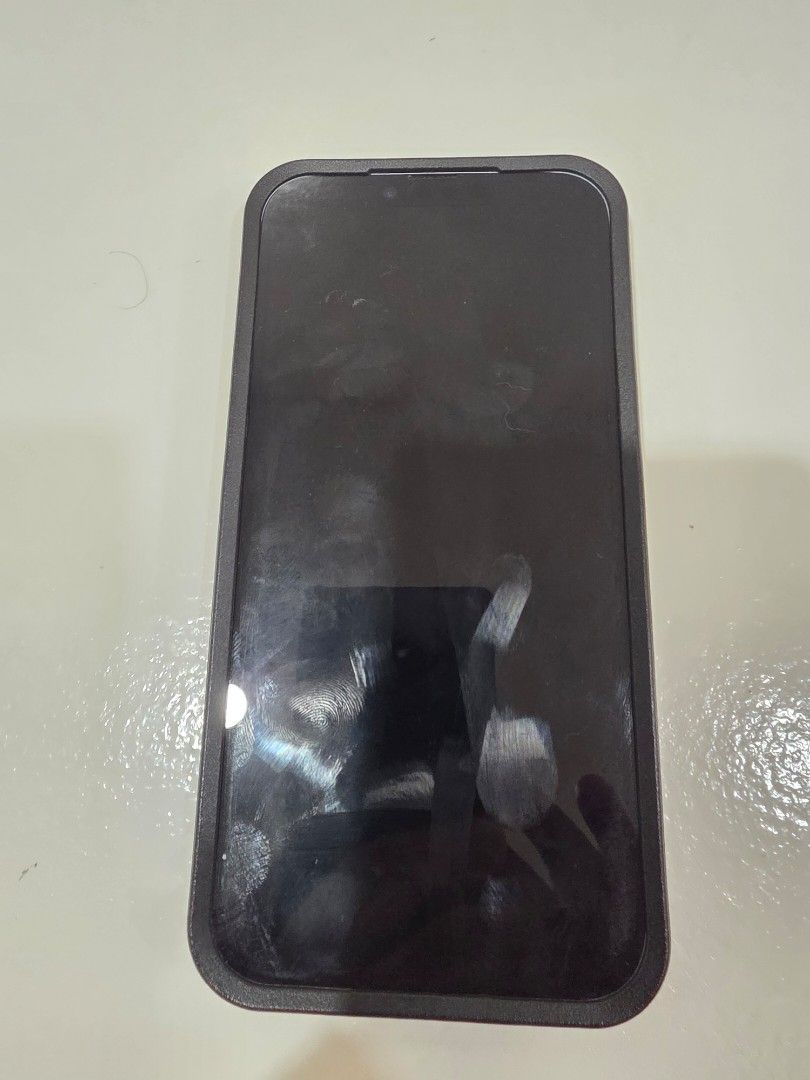 Iphone 14plus 128gb (Category: iPhone 14 Series) located in Taguig. Submitted by Rocky0405 (Listing ID 1468718265, Image 1). Description: no scratches no dent.