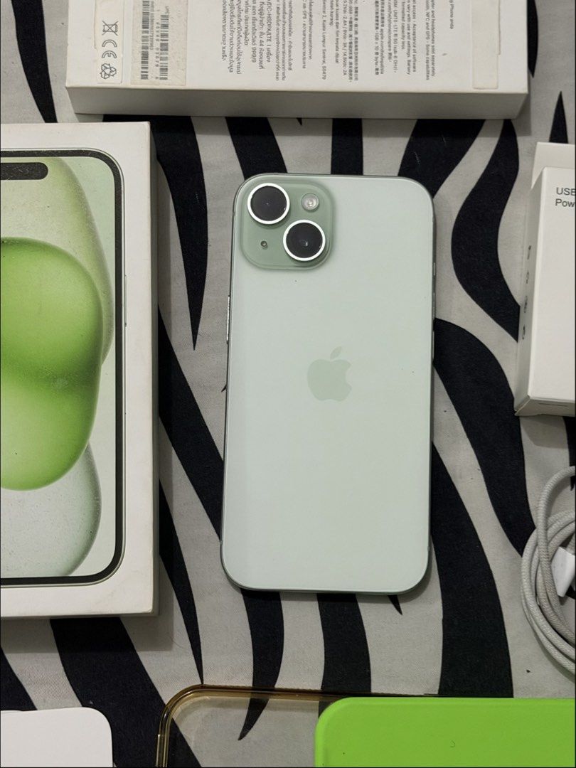 Iphone 15 128 GB (Category: iPhone 15 Series) located in Manila. Submitted by ashii14.love (Listing ID 1468821378, Image 2). Description: ‼️ FOR SALE ‼️ Iphone 15 128gb Green 💚🍏 ₱25,990 (price slightly negotiable) ✅Local Purchased ✅Factory unlock / Any Sim ✅81 battery health (normal peak) ✅Working face id and truetone ✅Never been opened or repaired ✅1 minor small dent sa baba (see picture) ✅24mp and 48mp camera ✅Type-C na for faster charging an