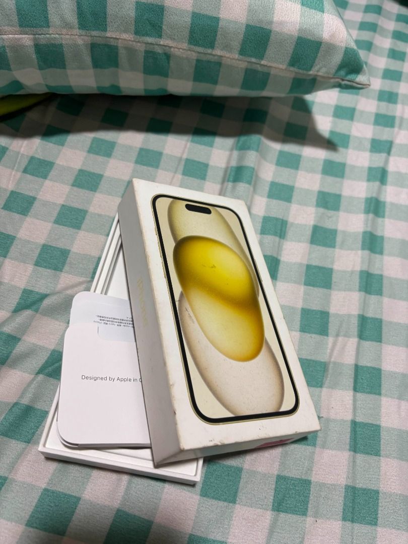 iPhone 15 box only (Category: Other Mobile & Gadget Accessories) located in Manila. Submitted by cyrineravina (Listing ID 1468819698, Image 3). Description: Box only See image for reference.