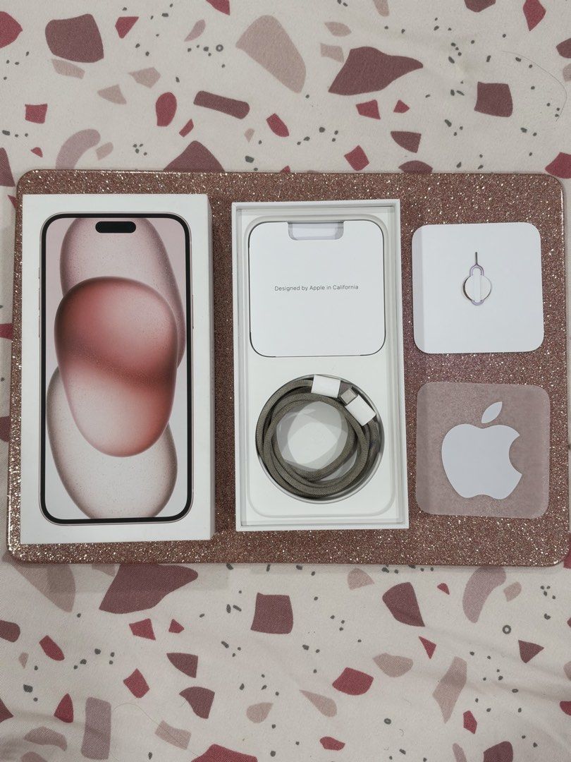 Iphone 15 Plus Pink 128GB with Free Case & Wire (Category: iPhone 15 Series) located in Makati City. Submitted by samazingoods (Listing ID 1468853377, Image 2). Description: 🤍 Iphone 15 Plus Pink 128GB 🤍 Bought from PowerMac for ₱55,490 🤍 Lady owned. No scratches, 100% Smooth 🤍 Screen protector and case since Day 1 🤍 Free New Case + Original Used Apple Charger 🤍 No history of repair 🤍 Unli check all you want 🤍 Reset upon meet up or paymen