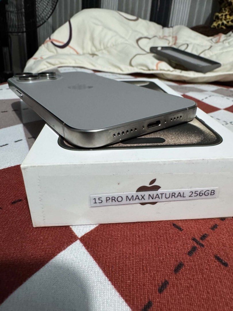 Iphone 15 Promax (Category: iPhone 15 Series) located in Manila. Submitted by hanygayle (Listing ID 1468760906, Image 2). Description: Bnew bought With box Rfs: upgrade to Iphone 18.