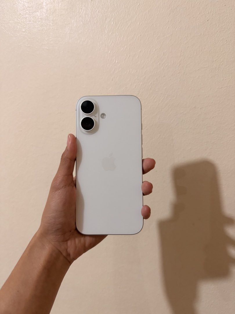 Iphone 16 (Category: iPhone 16 Series) located in Abucay. Submitted by nabiwuh.06 (Listing ID 1468848793, Image 2). Description: 𑣲. Iphone 16 • White color • Lady owned • 128 GB • 91% BH • With no history of repair • Comes with a box, receipt, and cases • Bought from PowerMac last January 📍Meet up: Baguio/Pangasinan.