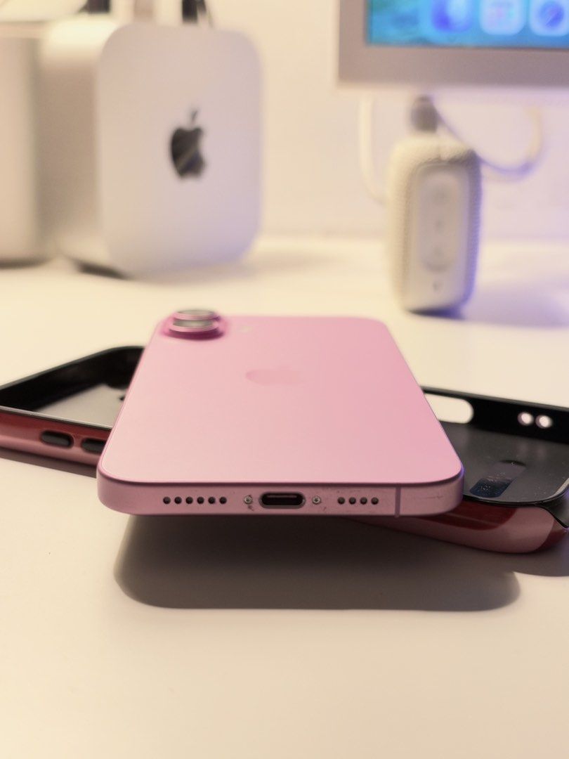 Iphone 16 PLUS 128 GB pink (Category: iPhone 16 Series) located in Paranaque City. Submitted by eriicapepito (Listing ID 1468807678, Image 3). Description: Hello! Send me a DM. First owner here, also RFS: upgraded price is still negotiable without box .