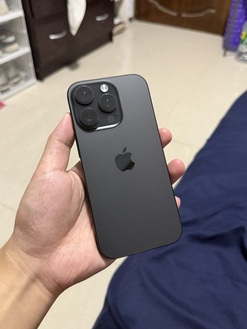 iPhone 16 Pro 128GB — Black Titanium (Category: iPhone 16 Series) located in Pandi. Submitted by chot002 (Listing ID 1468727859, Image 2). Description: 💰 ₱42,000 | Slightly negotiable Selling my personal iPhone 16 Pro in Black Titanium. Unit details * Model: iPhone 16 Pro * Storage: 128GB * Color: Black Titanium * Battery health: 91% * SIM status: Factory unlocked / openline * Condition: Mint * Original purchase receipt available Inclusions * iP