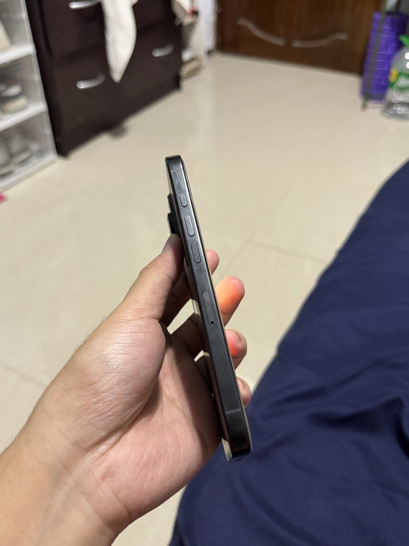 iPhone 16 Pro 128GB — Black Titanium (Category: iPhone 16 Series) located in Pandi. Submitted by chot002 (Listing ID 1468727859, Image 3). Description: 💰 ₱42,000 | Slightly negotiable Selling my personal iPhone 16 Pro in Black Titanium. Unit details * Model: iPhone 16 Pro * Storage: 128GB * Color: Black Titanium * Battery health: 91% * SIM status: Factory unlocked / openline * Condition: Mint * Original purchase receipt available Inclusions * iP