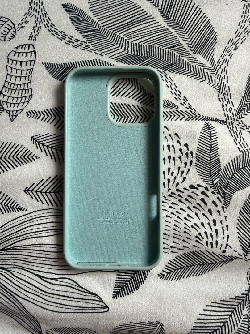 Iphone 16 promax - silicone case - mint green (Category: Cases & Sleeves) located in Pasay City. Submitted by alexiscaringcloset (Listing ID 1468758842, Image 3). Description: .