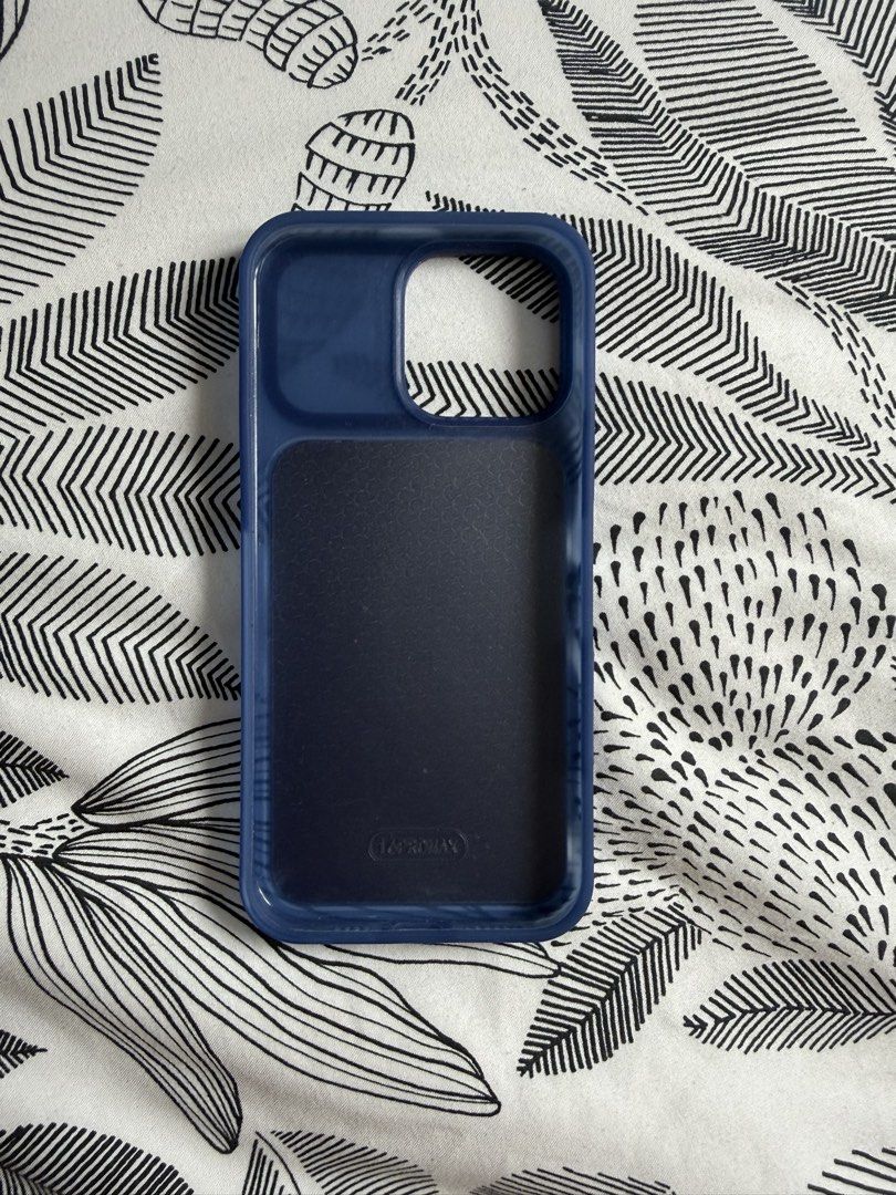 Iphone 16 promax Phone Case (Category: Cases & Sleeves) located in Pasay City. Submitted by alexiscaringcloset (Listing ID 1468758352, Image 2). Description: .