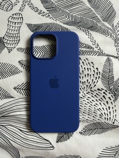(Category: ) located in . Submitted by alexiscaringcloset (Listing ID 1468758984, Image 1). Description: .
