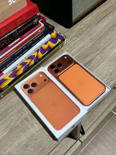 (Category: ) located in . Submitted by couture.thrifts (Listing ID 1468755871, Image 1). Description: .