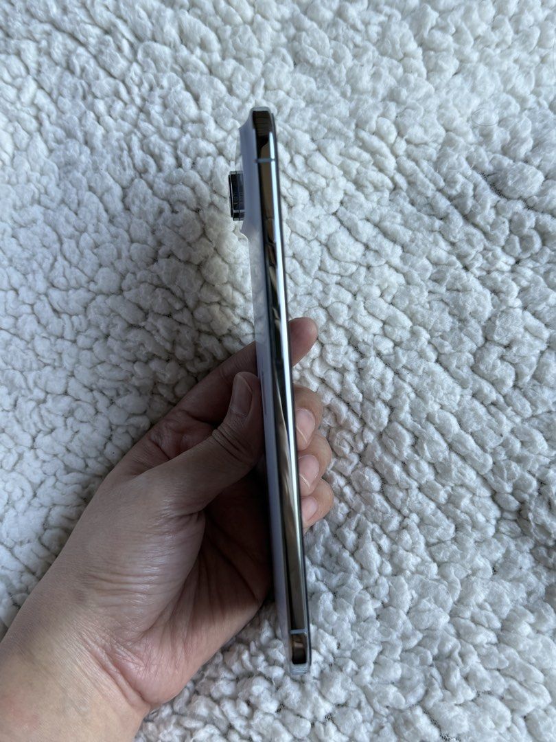 Iphone Air (Category: iPhone Air Series) located in Tanauan. Submitted by cosmictiger-9b55 (Listing ID 1468787607, Image 2). Description: Price negotiable .