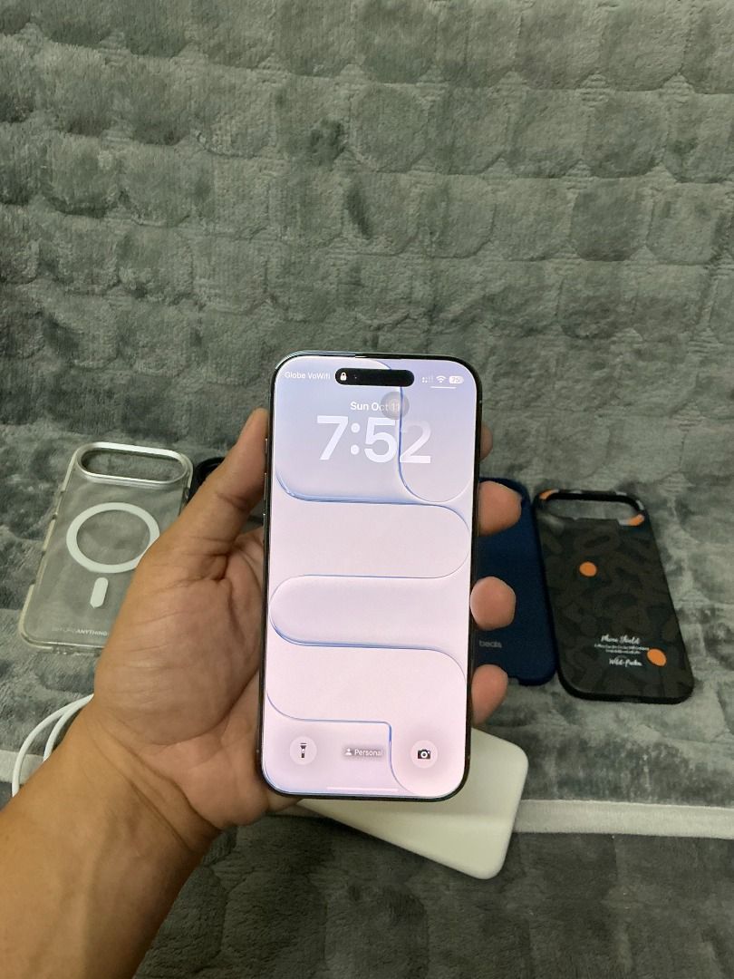 IPHONE AIR BLUE - 256GB (Category: iPhone 17 Series) located in Manila. Submitted by freebird_66bae5 (Listing ID 1468712827, Image 3). Description: For sale Iphone Air 256 GB - Blue 99 BH , CC 177 Limited Warranty: June 26, 2027 Accessories worth 10k Complete No issue Original Apple Iphone Air Battery, Beats case and other cases(see pic) RFS: Upgrade Location : Meetup Angeles City .