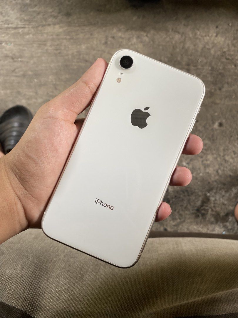 iPhone xr 64gb (Category: iPhone X Series) located in Antipolo. Submitted by oddhawk.5a062c (Listing ID 1468761810, Image 1). Description: FOR SALE OR SWAP PREF WITH ADD IPHONE XR 64GB IOS 18.7.10 100% BATTERY HEALTH (REPLACED) WIFI AND DATA WORKING TRUE TONE WORKING FACE ID WORKING NO SIM RESTRICTION ISSUE:BYPASS WITH SIM ONLY! ANTIPOLO LOC.