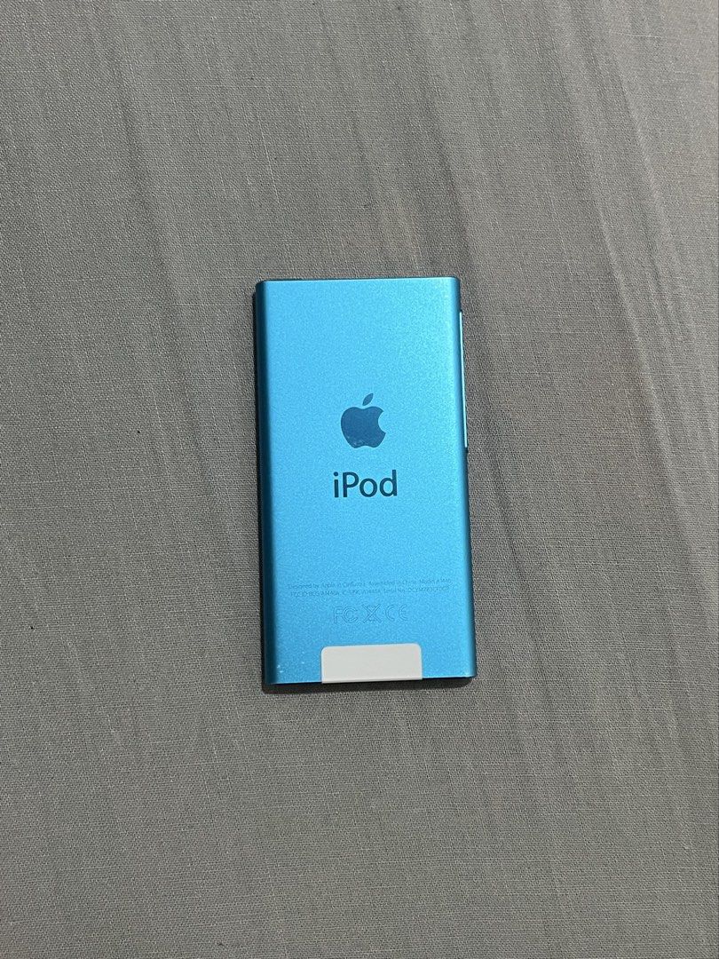 iPod Nano (7th gen) 16gb Blue (Category: Other Gadgets) located in Bugasong. Submitted by gabb_b (Listing ID 1468894264, Image 1). Description: ‼️READ READ READ‼️ iPod Nano (7th gen) 16gb Blue Serial Number: DCYM783CF0GP Model: MD477J Japanese Variant inclusions: -unit -blue silicone case -lightning cable MOP -gcash RFS: badly needed funds for school -bought it as a birthday gift for myself (hardest decision but i needed funds badly), no history 