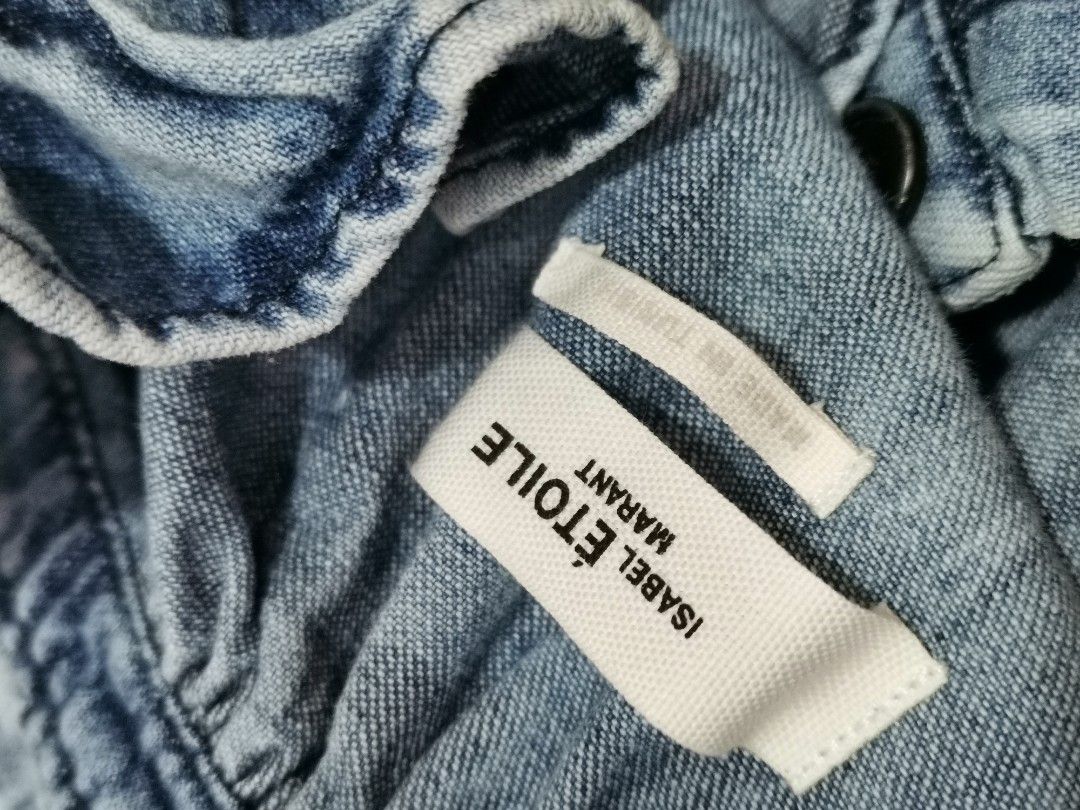 Isabel Marant (Category: Longsleeves) located in Iba. Submitted by selector_items (Listing ID 1468874318, Image 3). Description: Soft Denim✅👌 Want it Parisian?? Want it Luxxe? 👇❣️ Isabel Marant is considered luxury / designer brand* ✨Isabel Marant = "Contemporary Luxury" / "Luxury Boho"* **Brand DNA** Parisian boho-chic Why it's luxury:* 1. *Materials*: 100% cotton, high-quality denim 2. *Made in*: Europe - Tunisia, France, Italy, Portugal per 